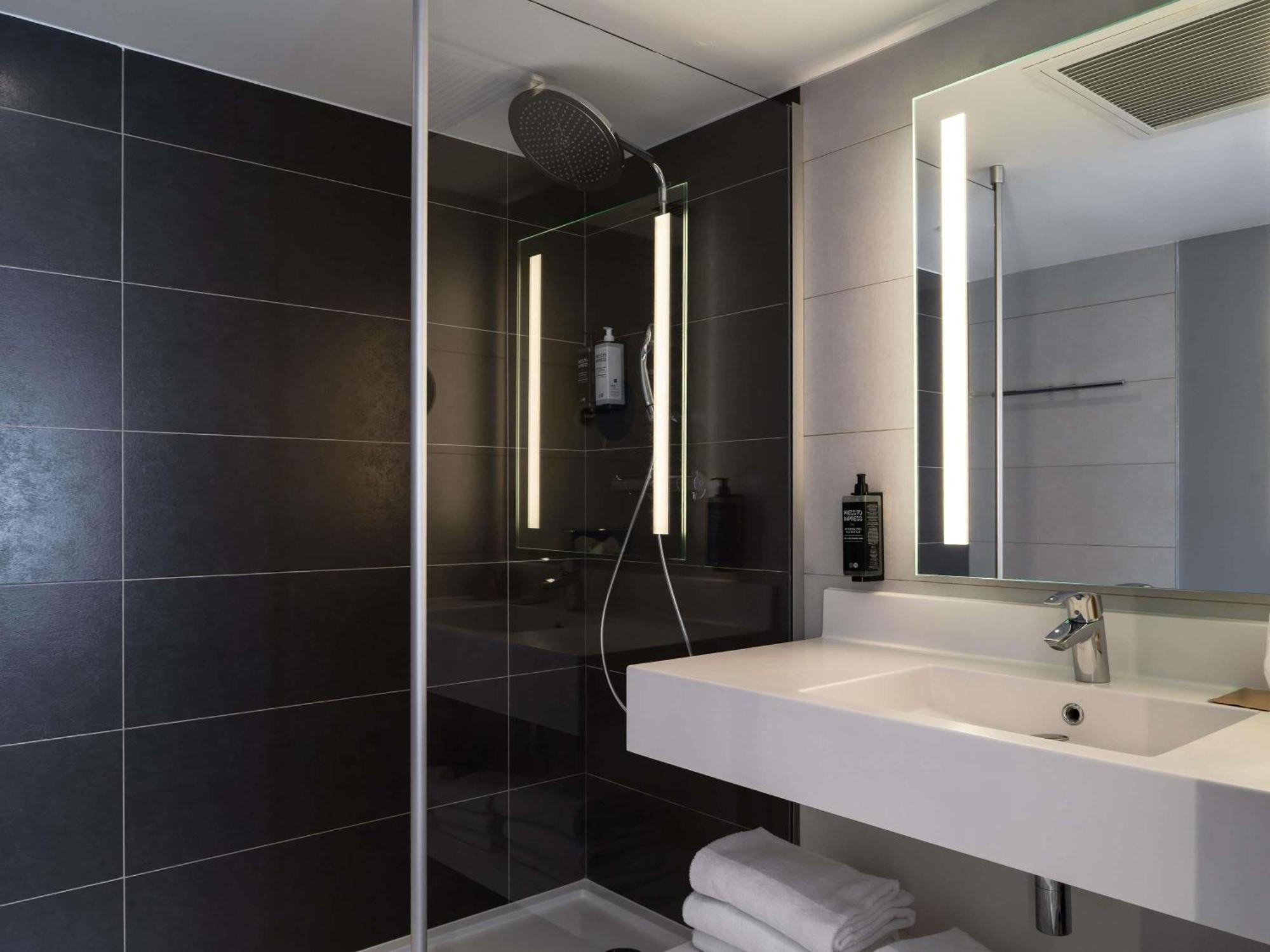 Mercure Безье Экстерьер фото